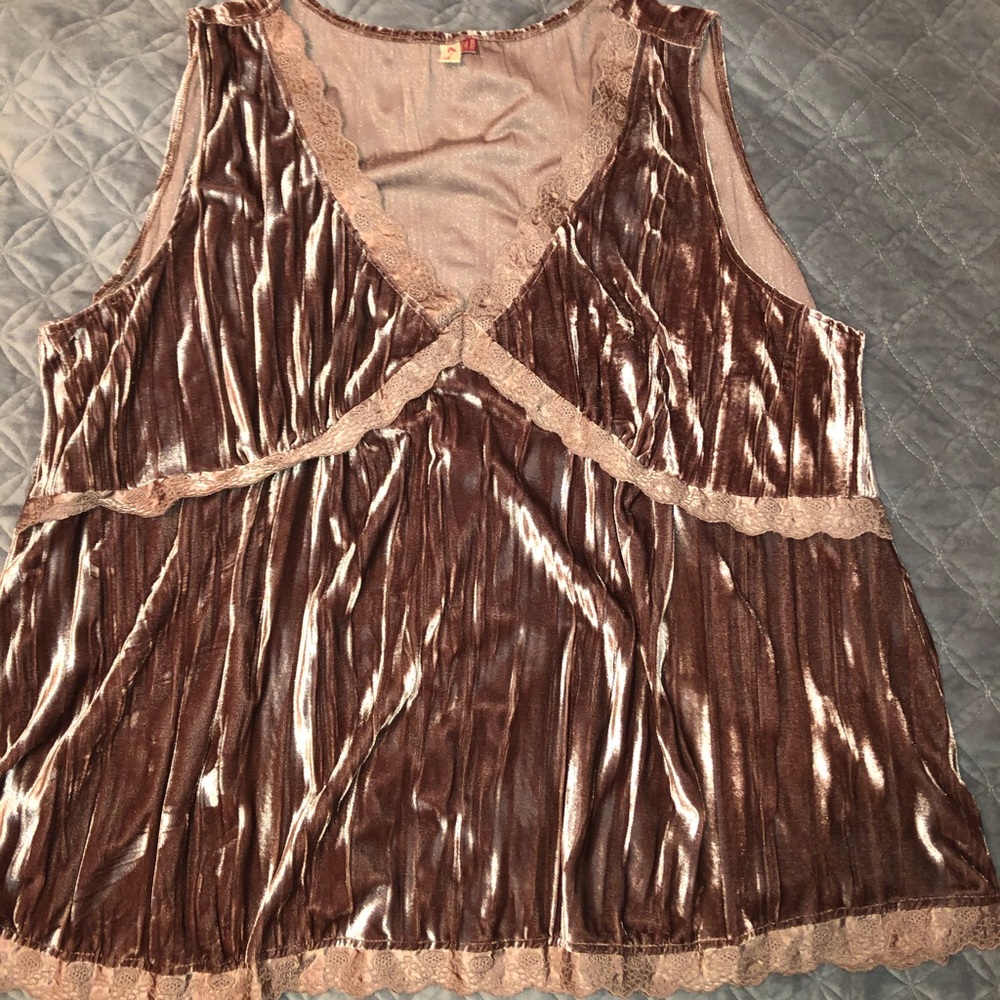 Plus Size Seven7 Sexy velvet versatile blouse